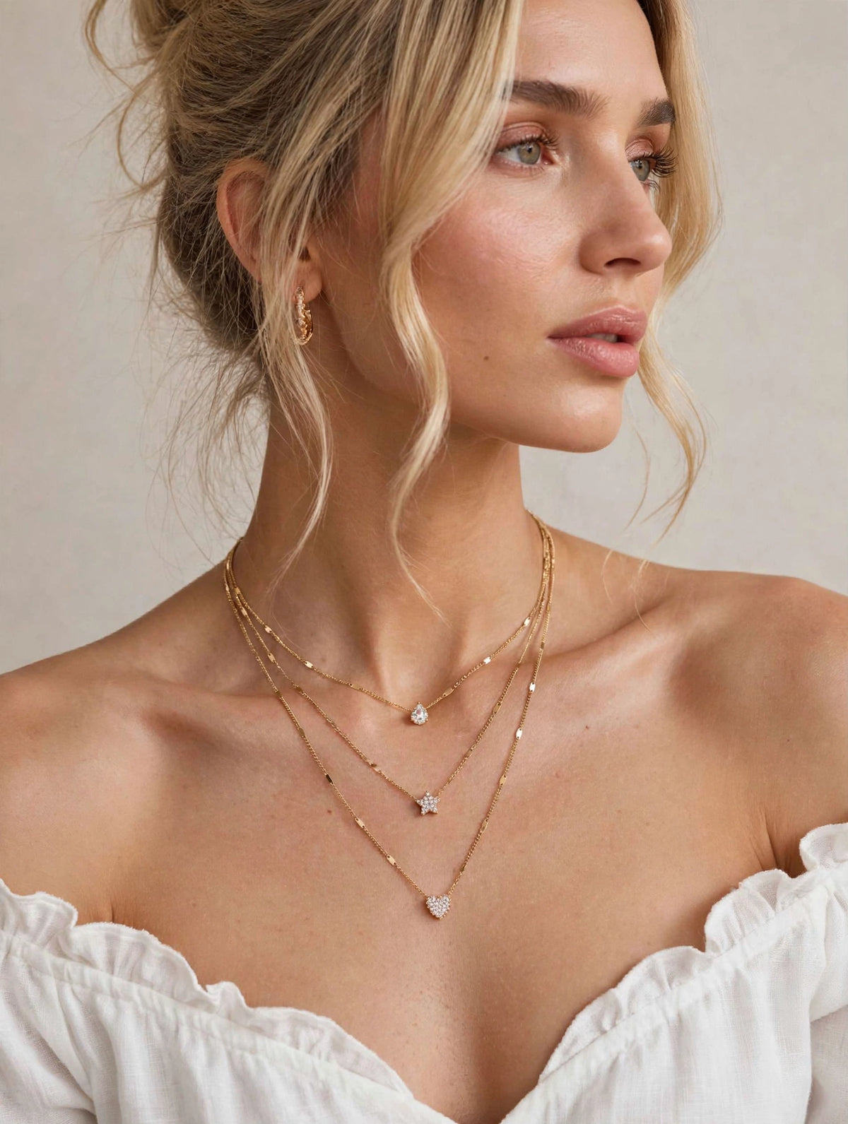 Collar triple con corazón , estrella y cristal