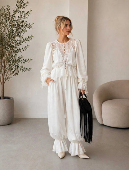 Conjunto blanco de encaje con pantalón