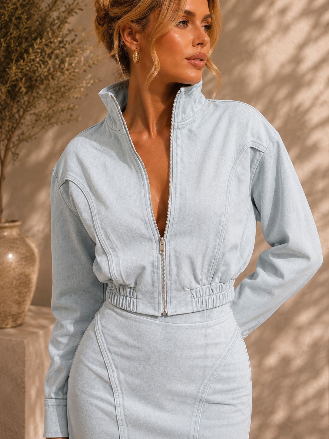 Conjunto denim de chaqueta y falda midi